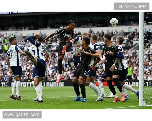 热刺在足总杯中以3-0战胜那不勒斯点球大战引发全场热烈反响