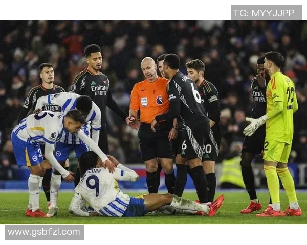 热刺绝杀阿森纳引发争议判罚全场沸腾足总杯精彩瞬间回顾