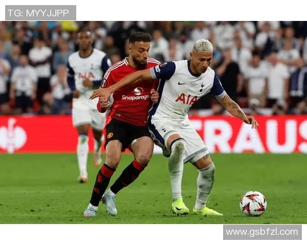 德甲精彩对决热刺大胜尤文图斯神扑时刻点燃全场激情 德甲精彩对决热刺大胜尤文图斯神扑时刻点燃全场激情