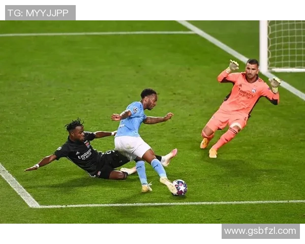 中超精彩对决：里昂与曼城战平后点球大战引发全场沸腾